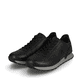 Schwarze Rieker Herren Sneaker Low U0304-00 mit leichter und griffiger Sohle. Schuhpaar seitlich schräg.