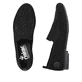 Schwarze Rieker Damen Slipper 51989-00 mit Elastikeinsatz sowie Löcheroptik. Schuh von oben, liegend.